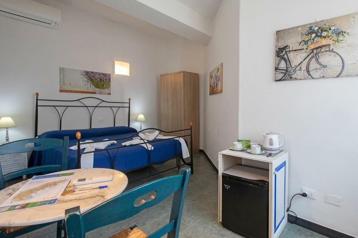 Hotel The 5 Terre Riomaggiore Esterno foto